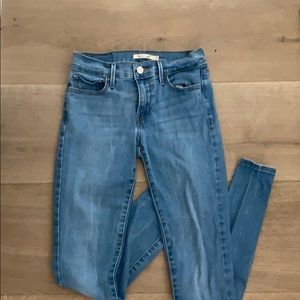 Levi’s 710 super skinny blue jeans size 27
